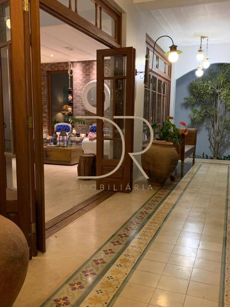 Casa, 4 quartos, 250 m² - Foto 12