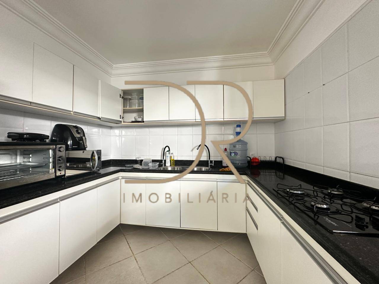 Casa, 4 quartos, 250 m² - Foto 9