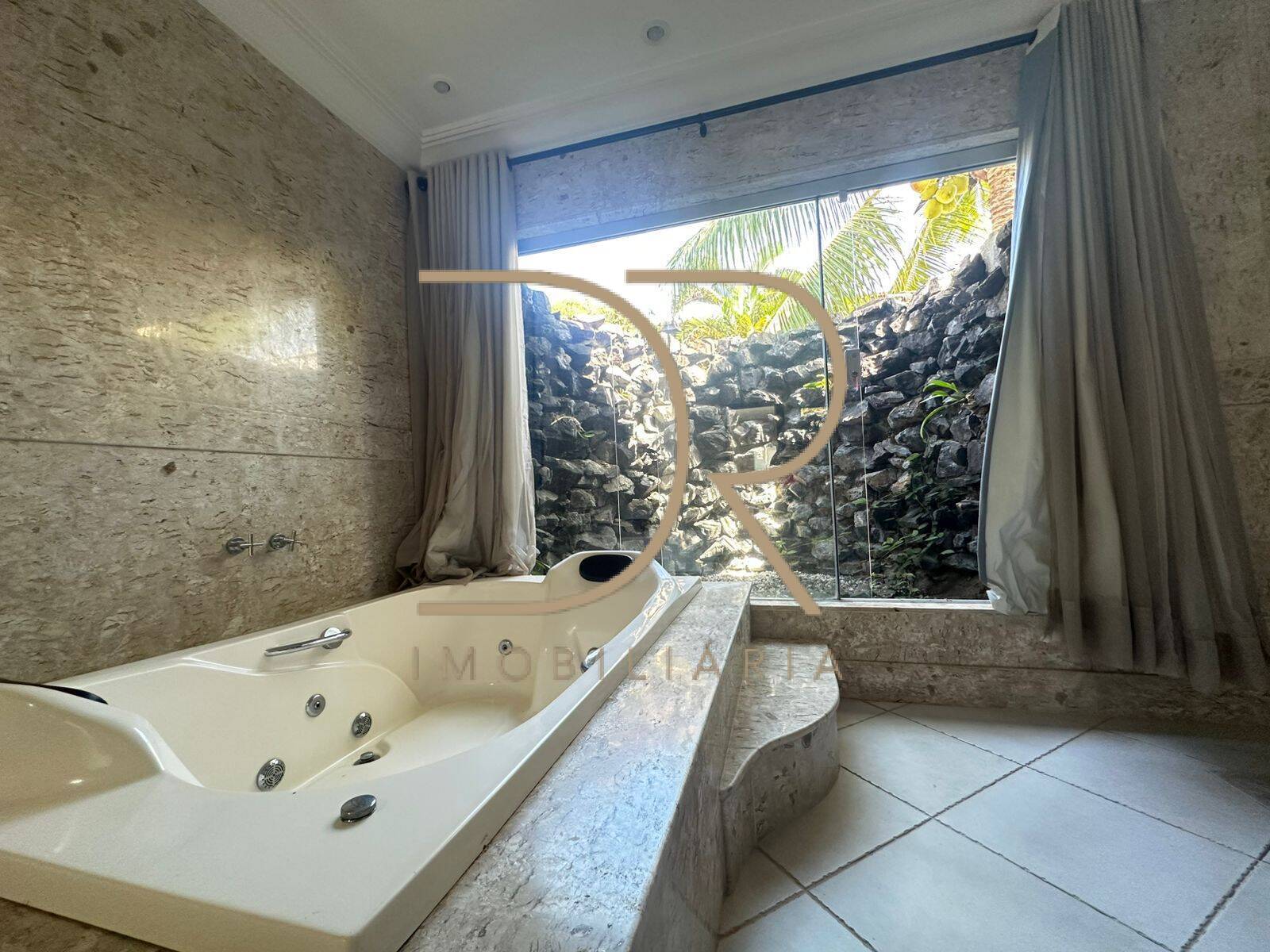 Casa, 4 quartos, 250 m² - Foto 32